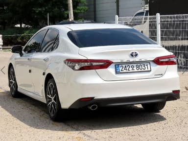 Camry (XV70)