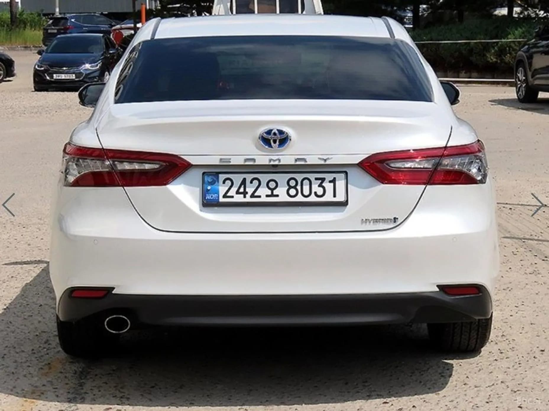 Camry (XV70)