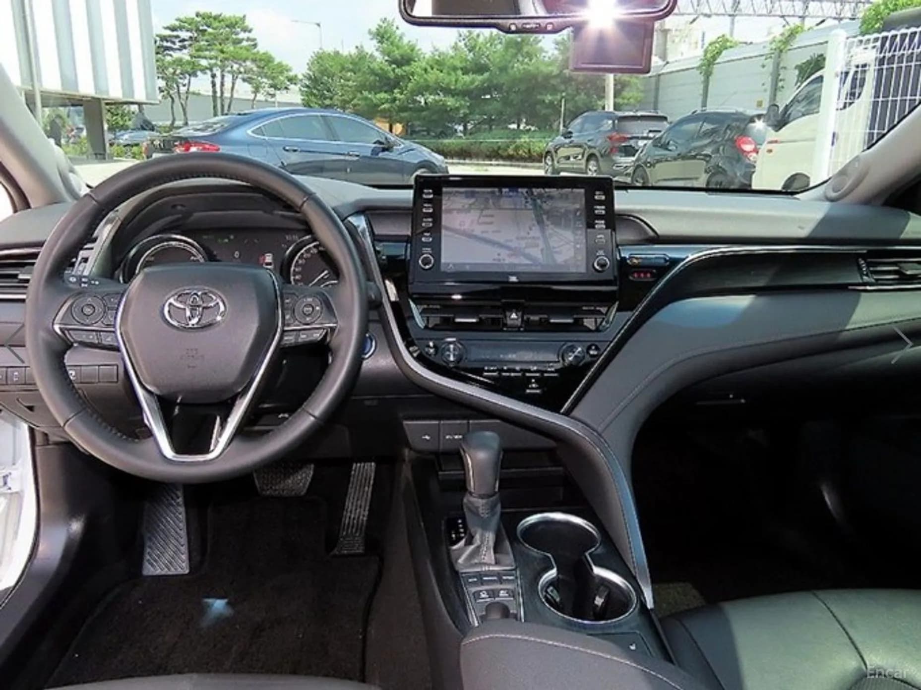 Camry (XV70)