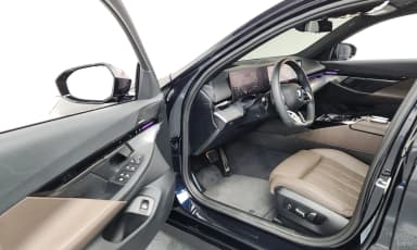 5 Series (G60)