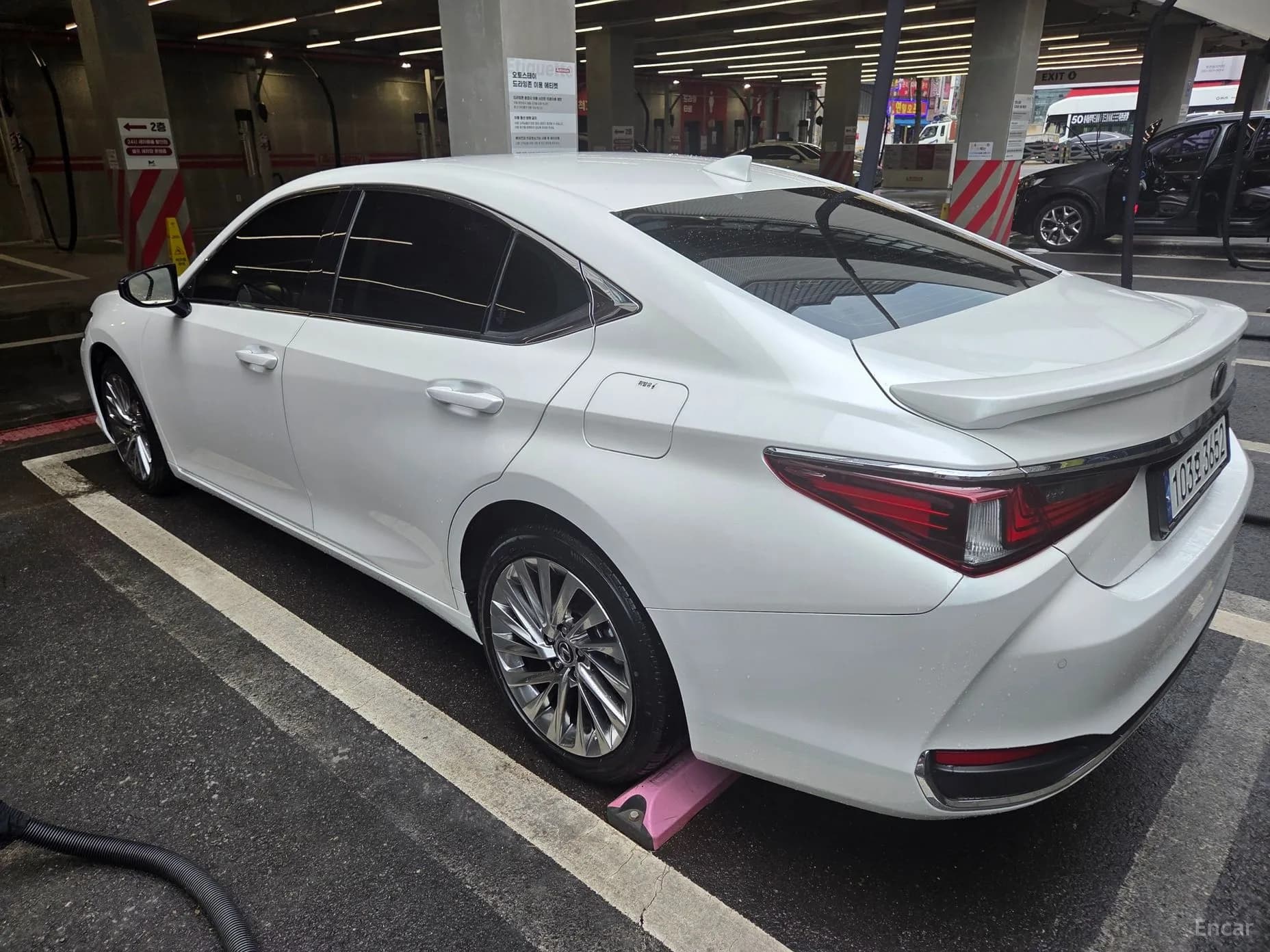 ES300h 7th Generation