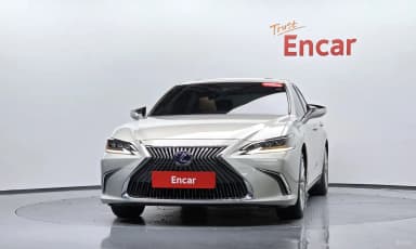 ES300h 7th Generation