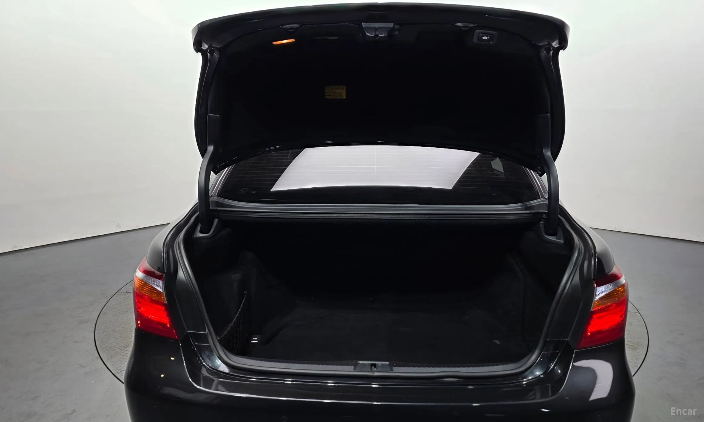 LS600hL