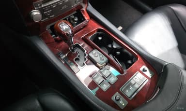 LS600hL