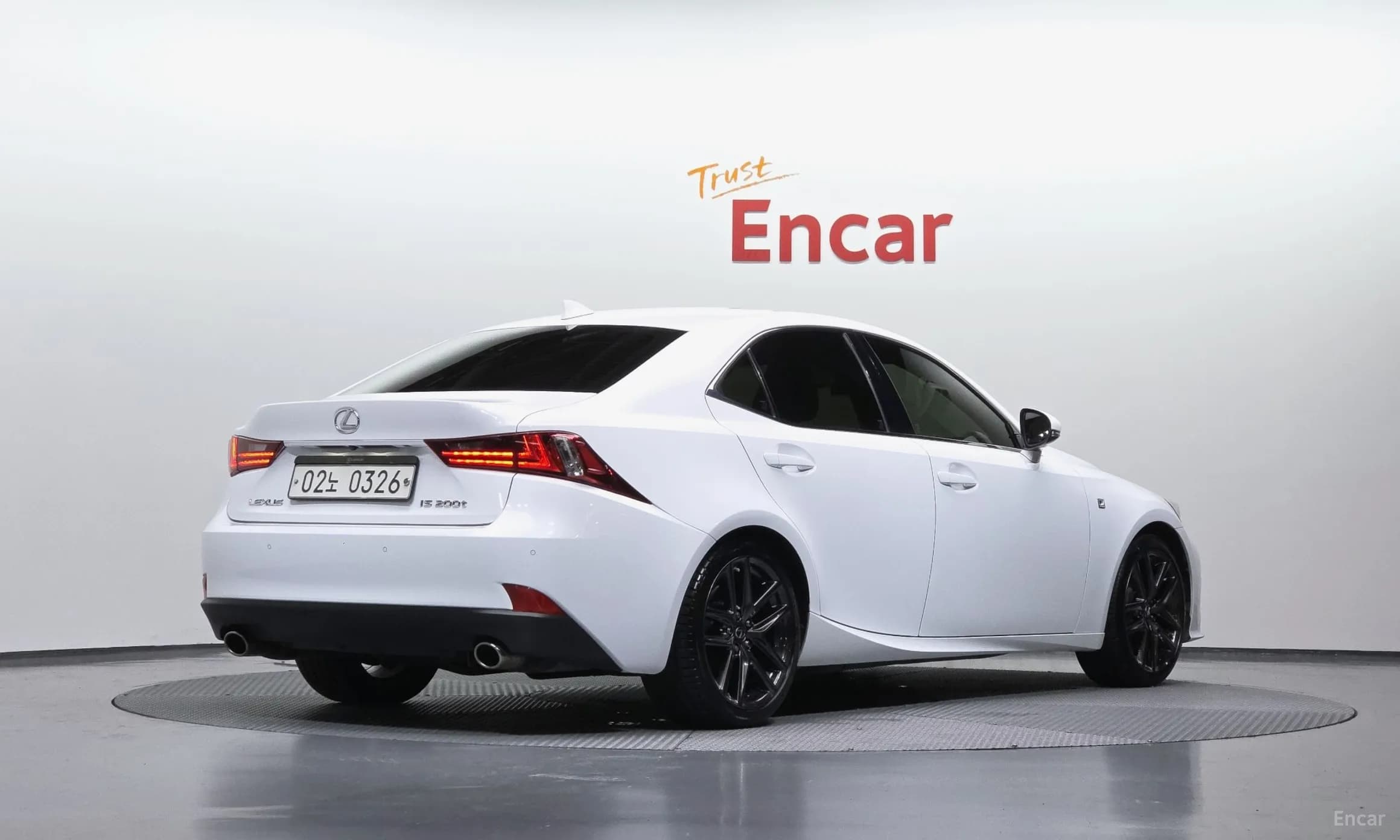 New IS200t