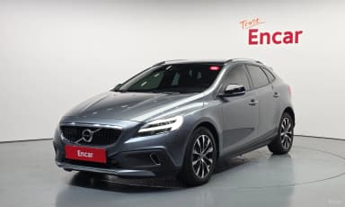V40 Cross Country
