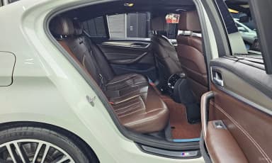 5 Series (G30)