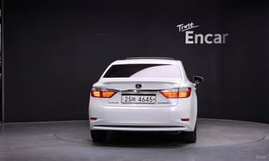 New ES300h