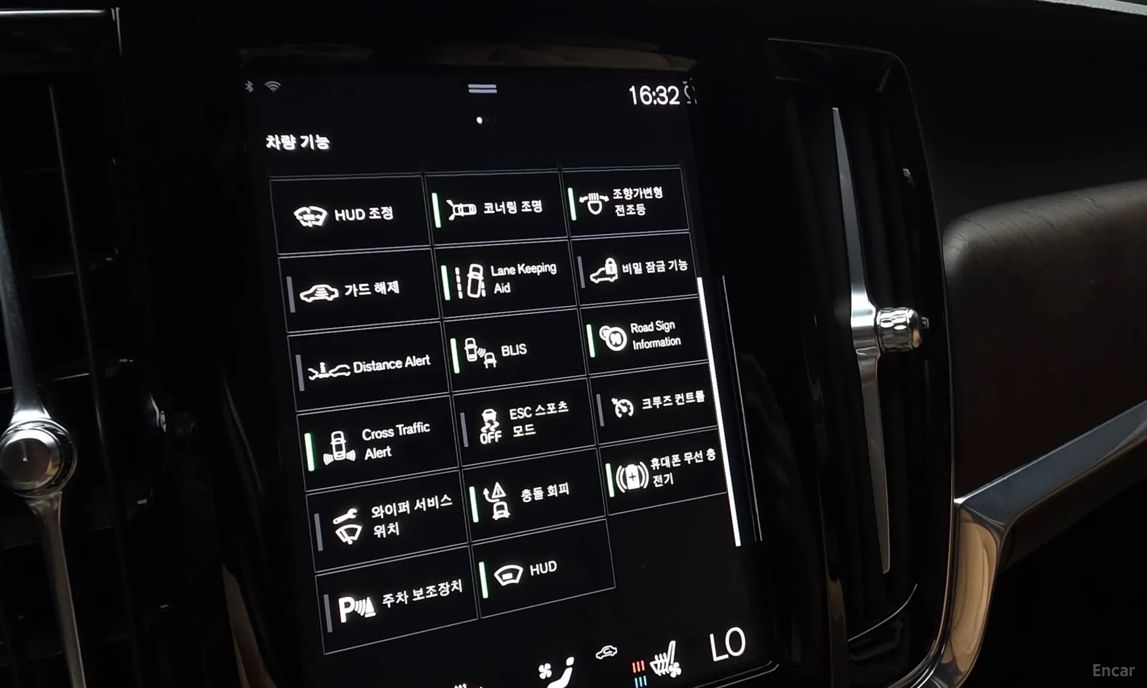 S90