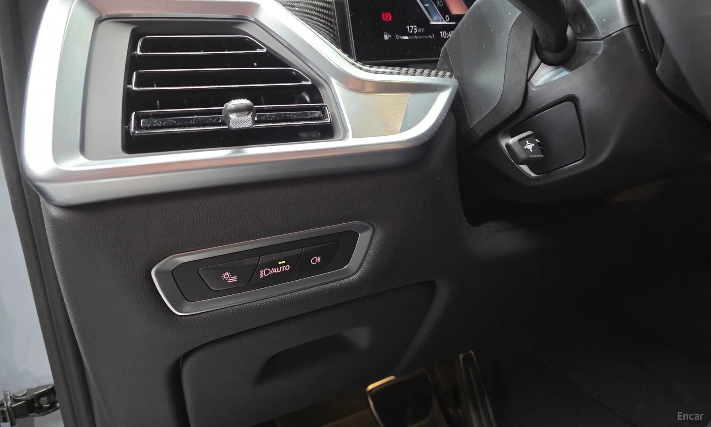 X7 (G07)