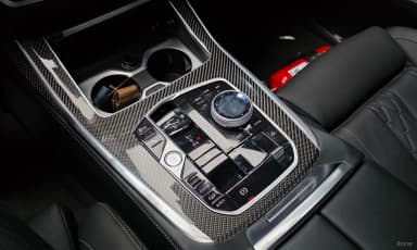 X7 (G07)