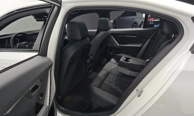 5 Series (G60)