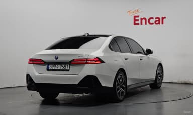 5 Series (G60)
