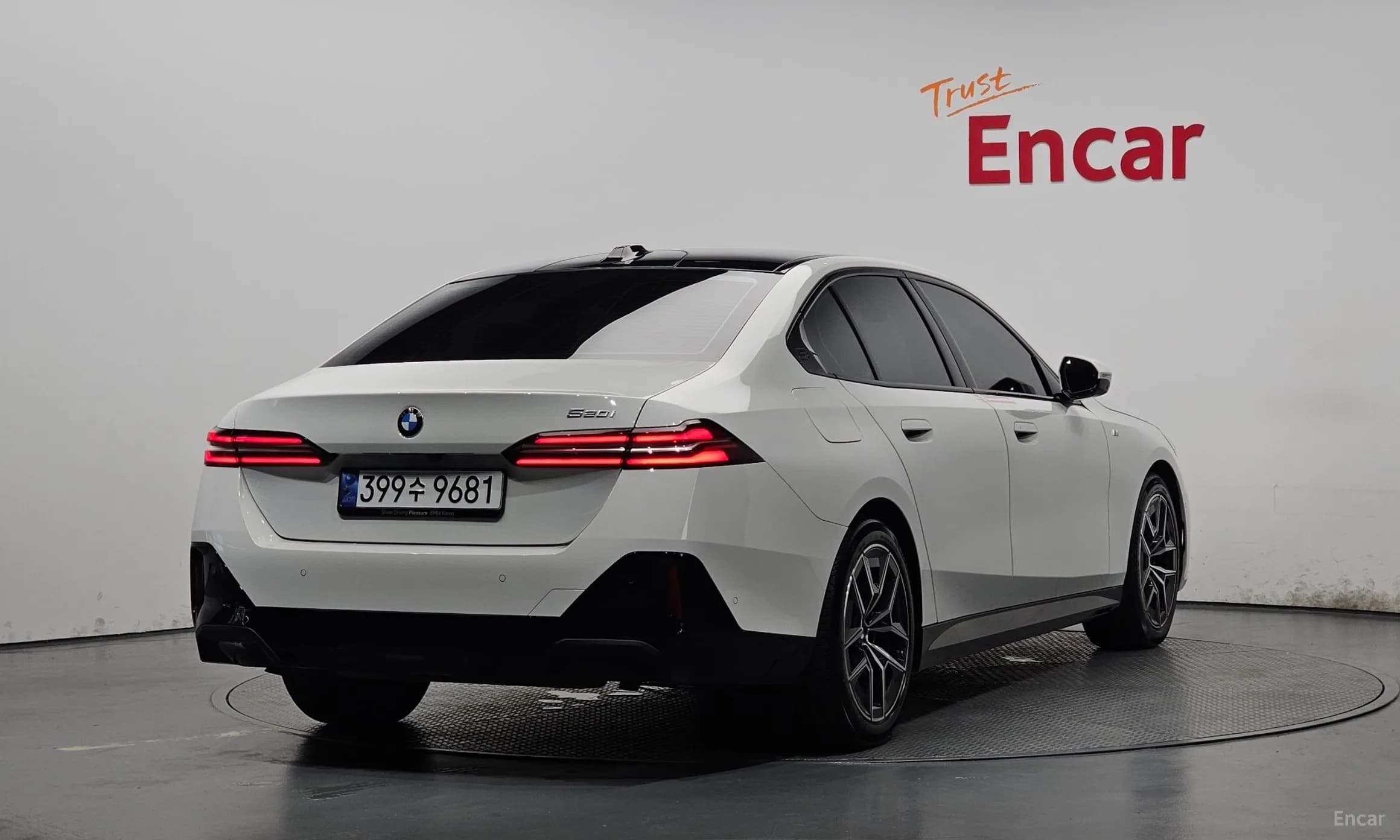 5 Series (G60)