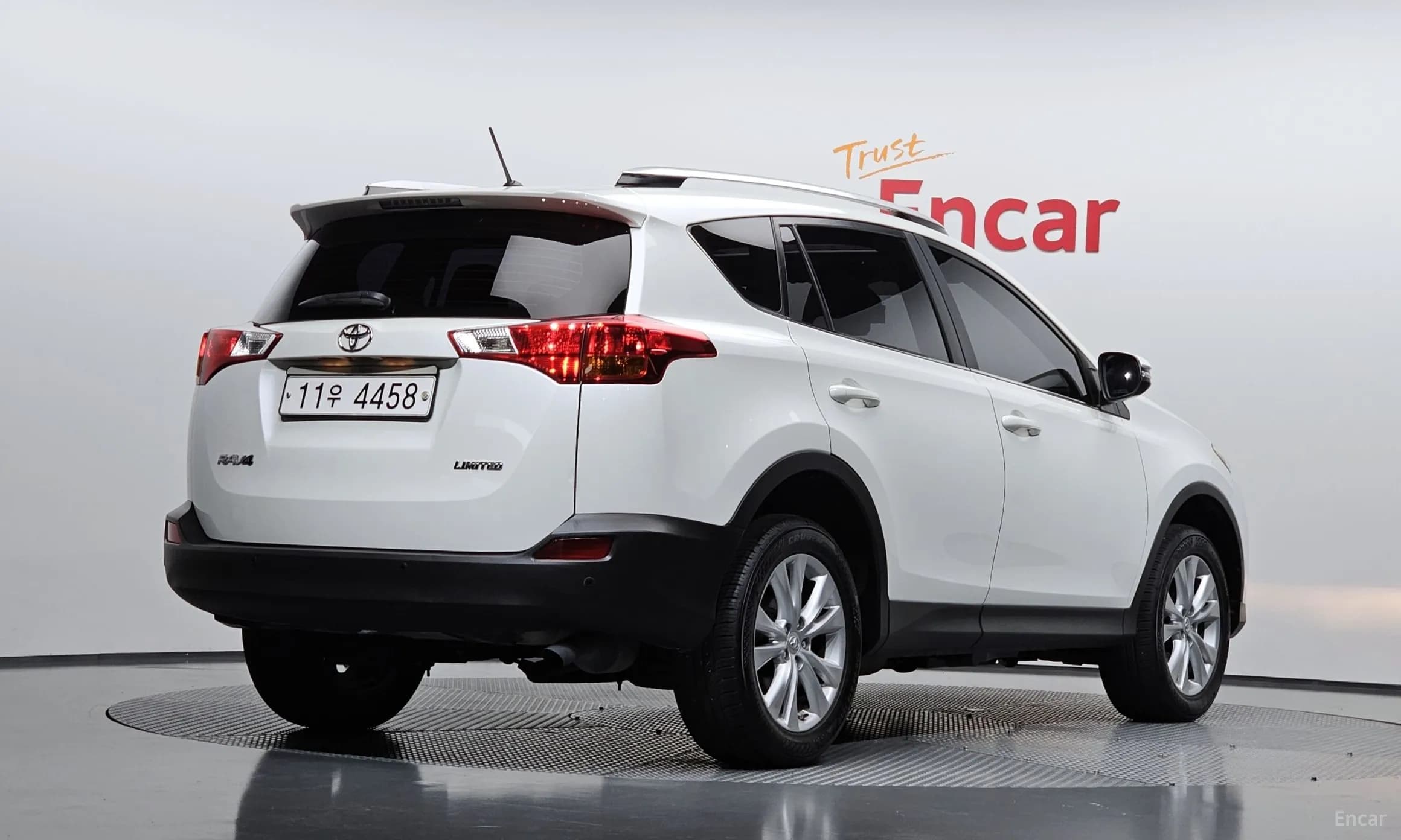 RAV4
