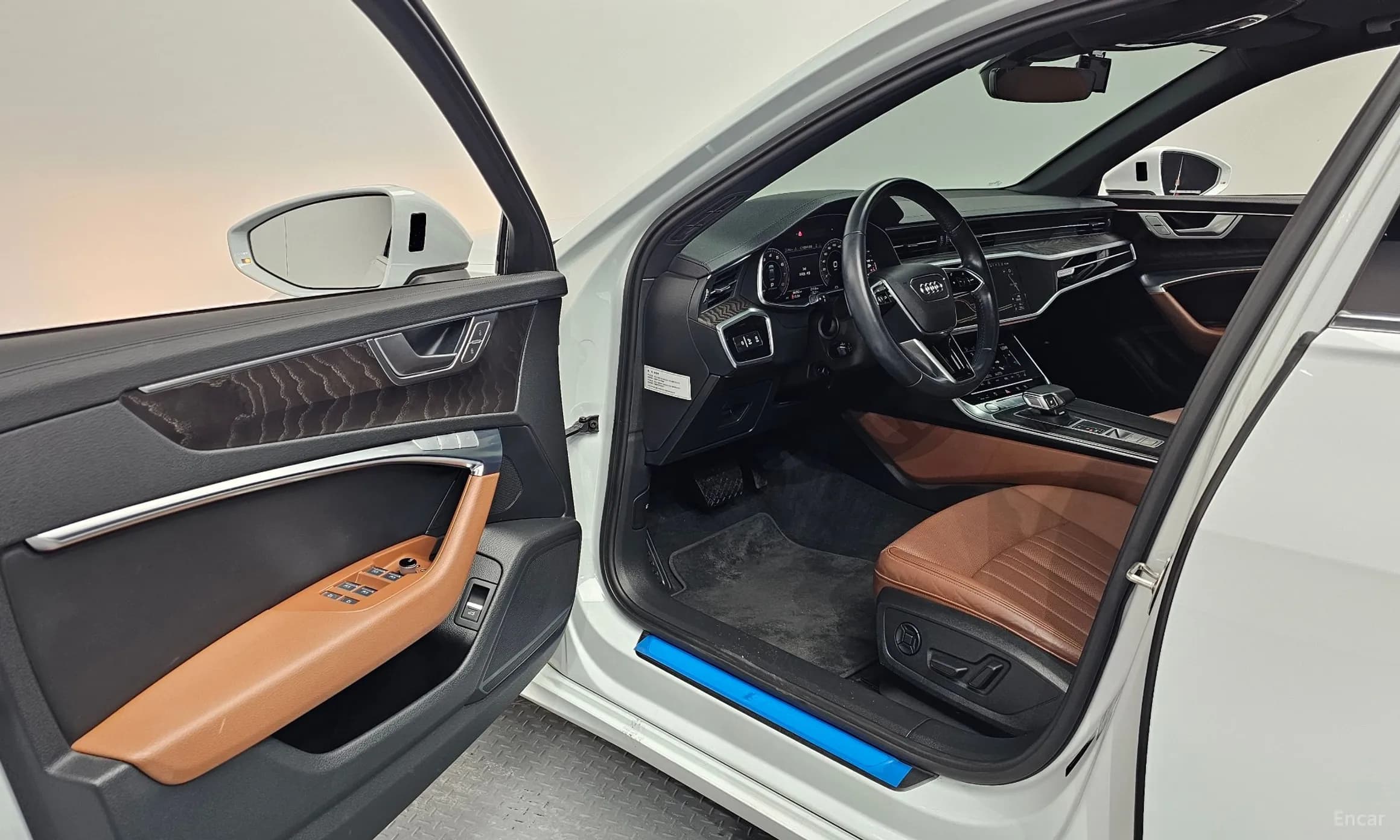A6 (C8)
