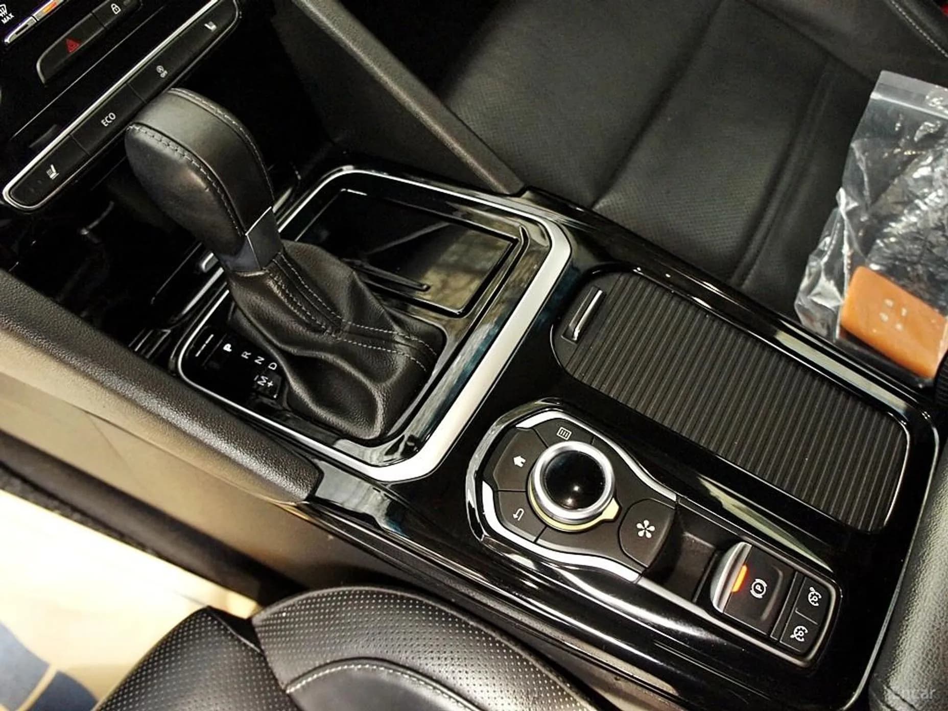 SM6