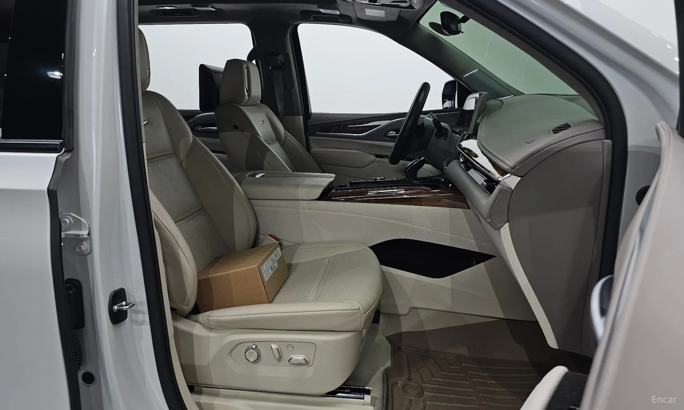 Escalade 5th Generation