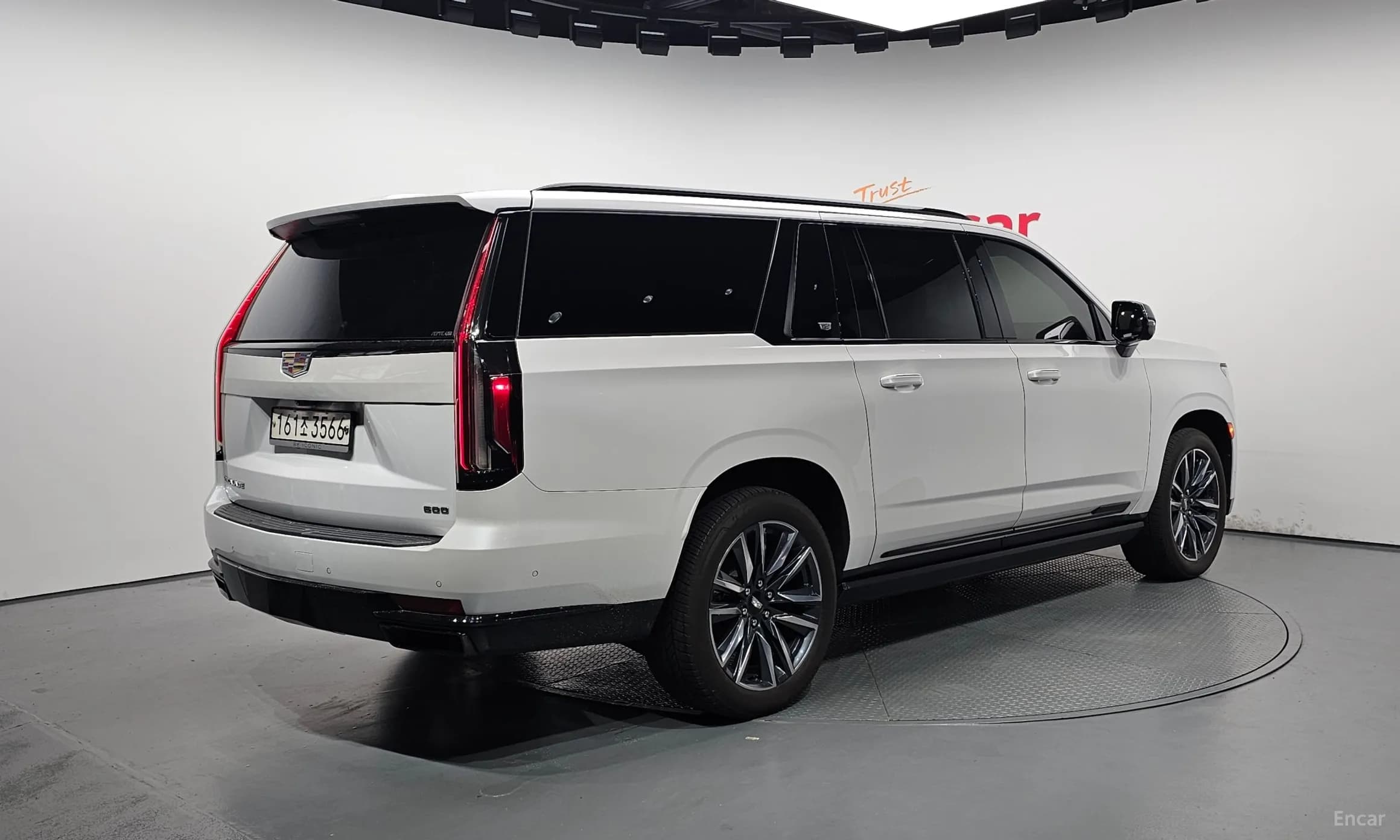 Escalade 5th Generation