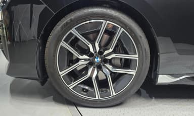 7 Series (G70)