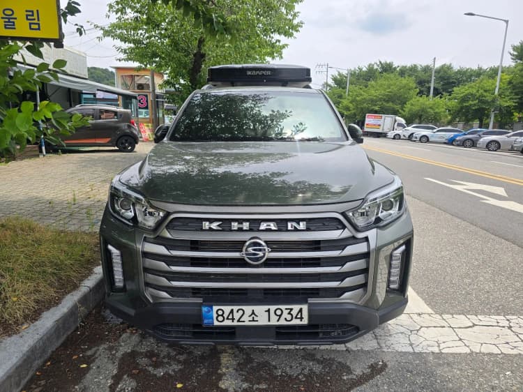 Rexton Sports Khan