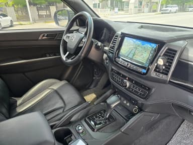 Rexton Sports Khan