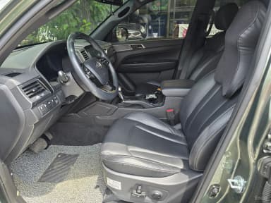 Rexton Sports Khan