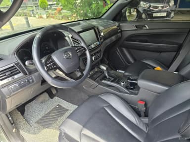 Rexton Sports Khan