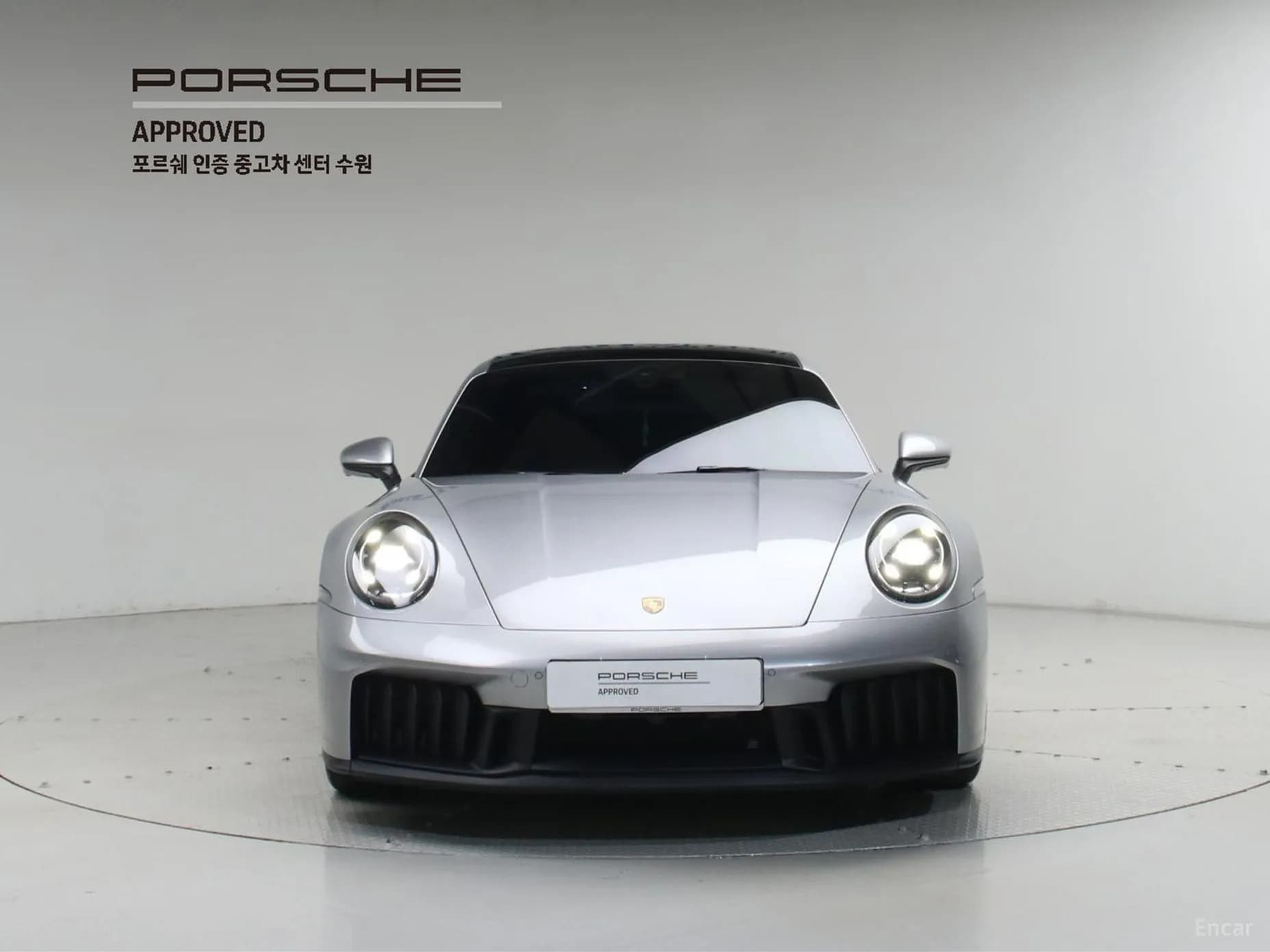 911 (992)