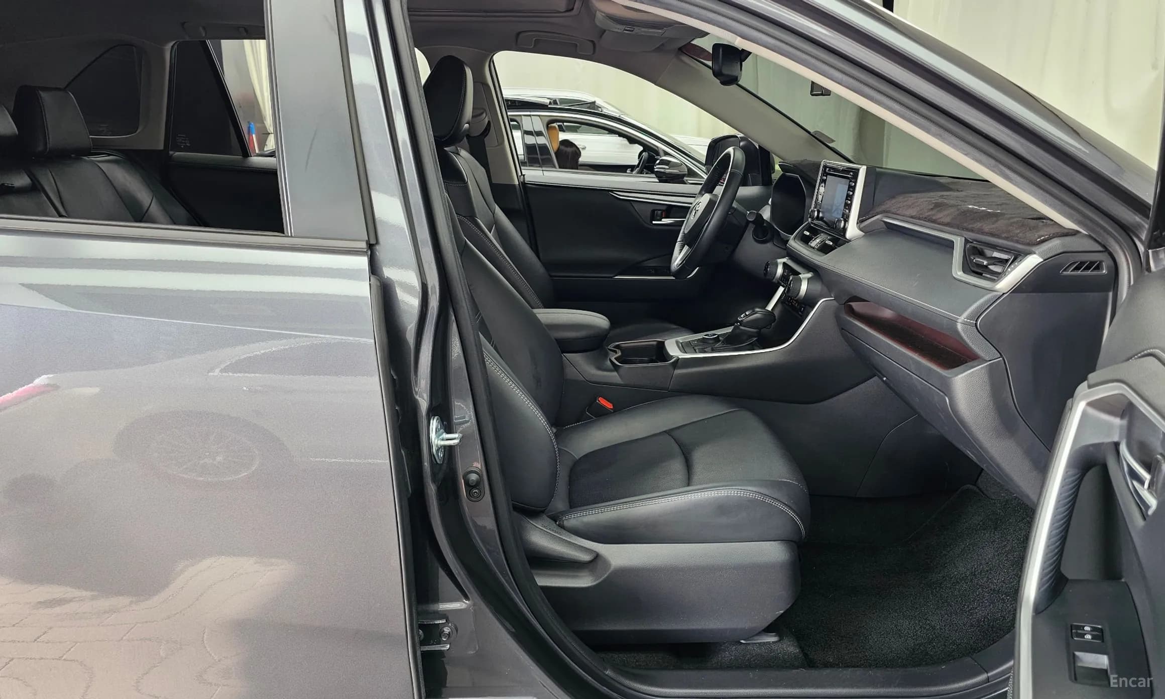 RAV4 5th Generation