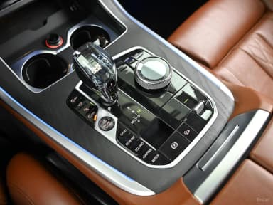 X7 (G07)