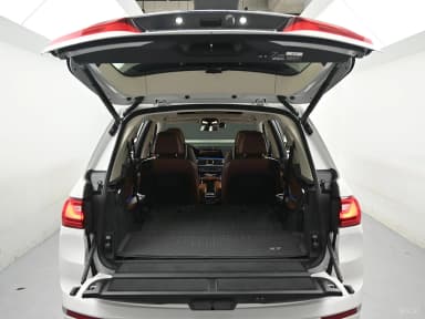 X7 (G07)