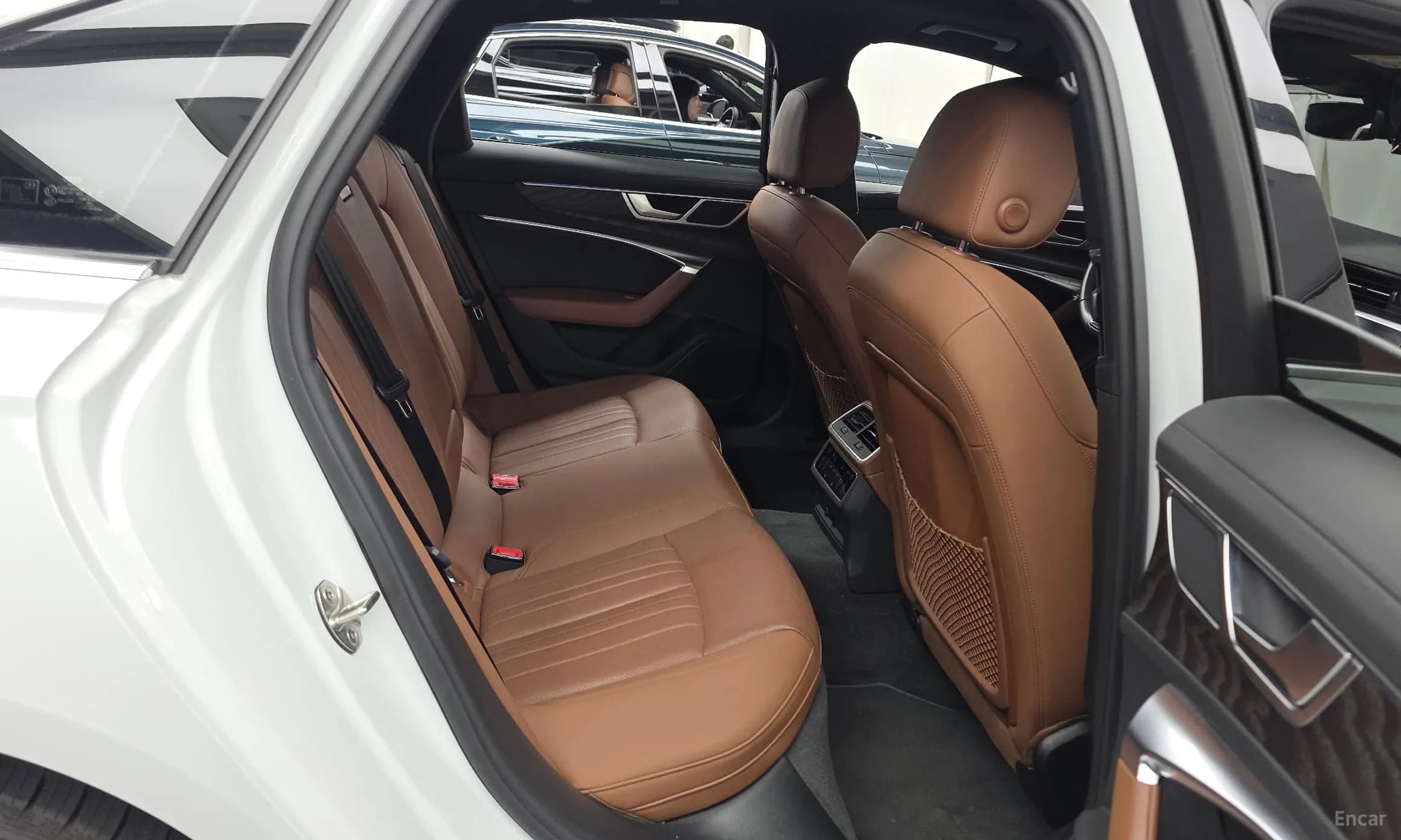 A6 (C8)