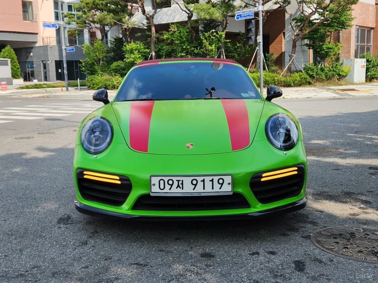 910