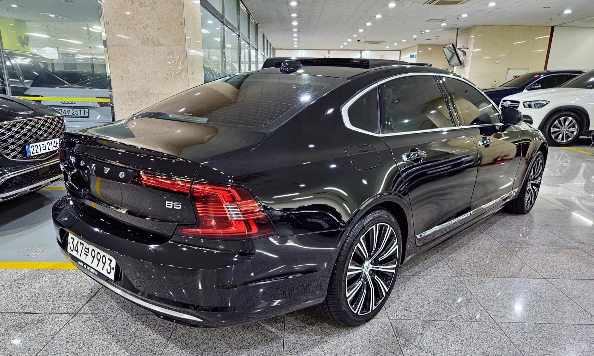 S90