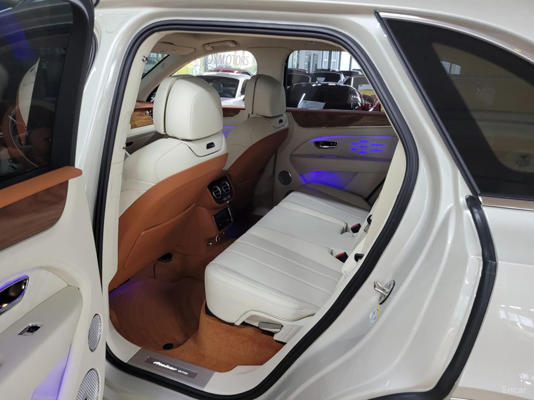 Bentayga