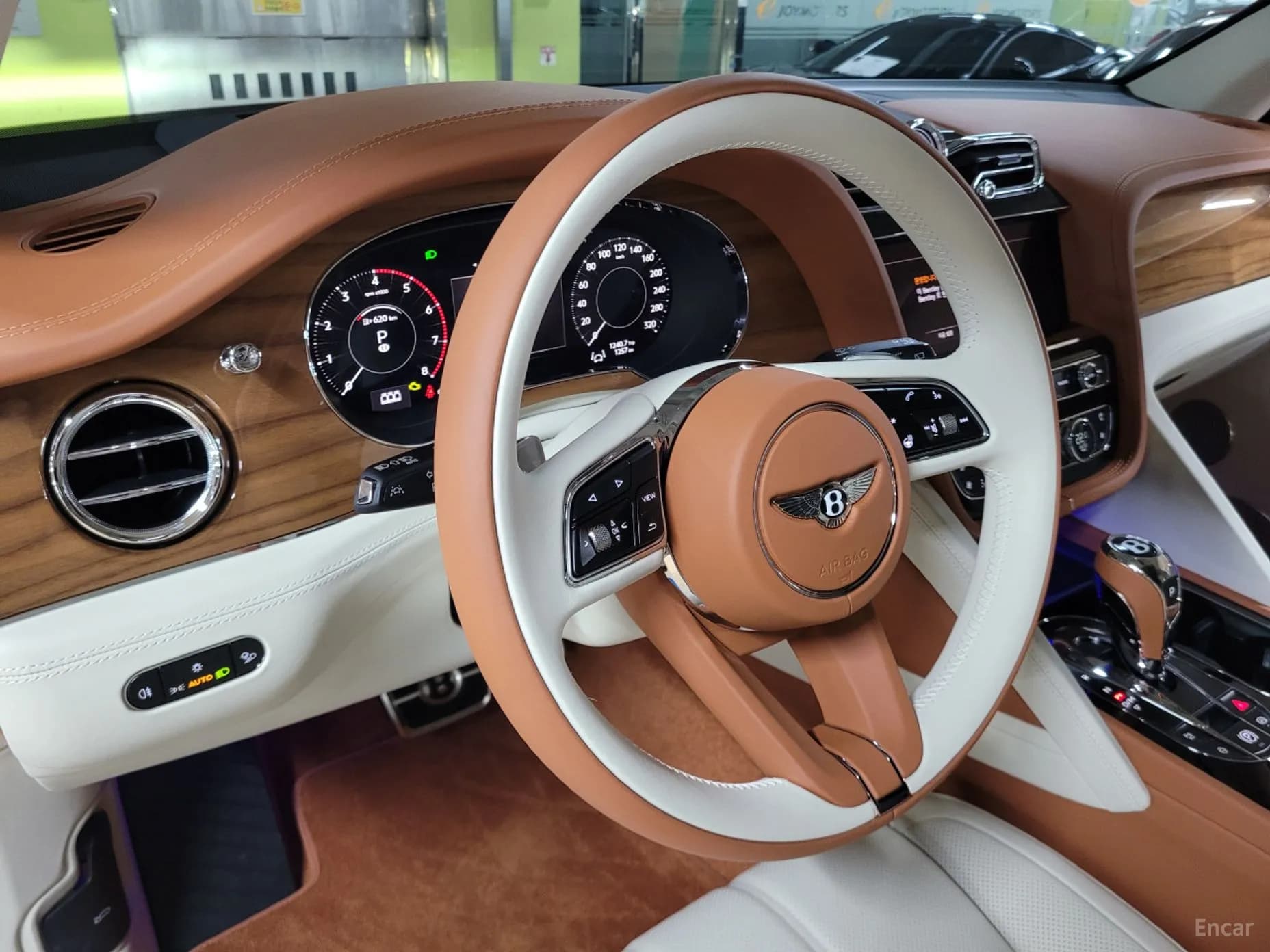 Bentayga