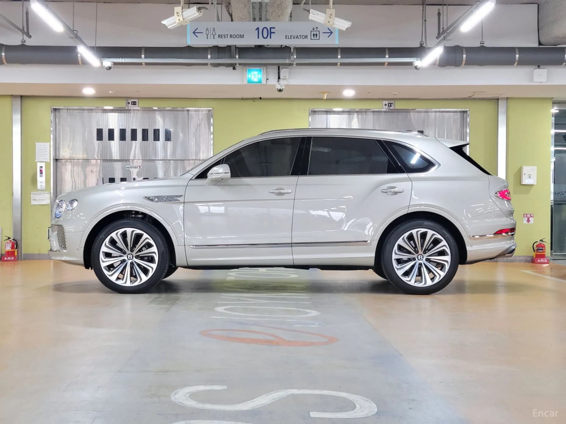 Bentayga