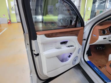 Bentayga
