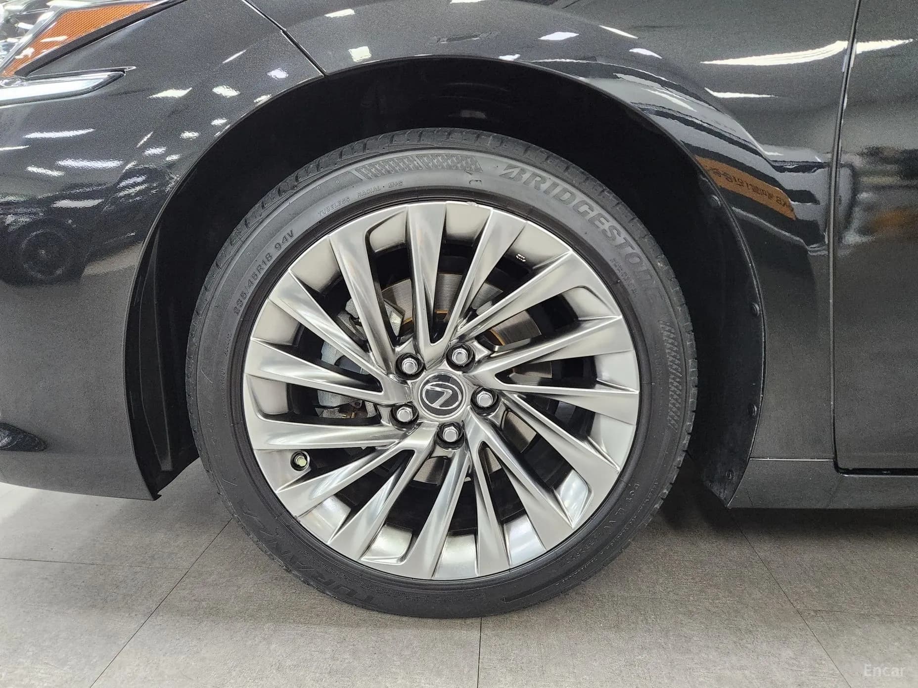 ES300h 7th Generation
