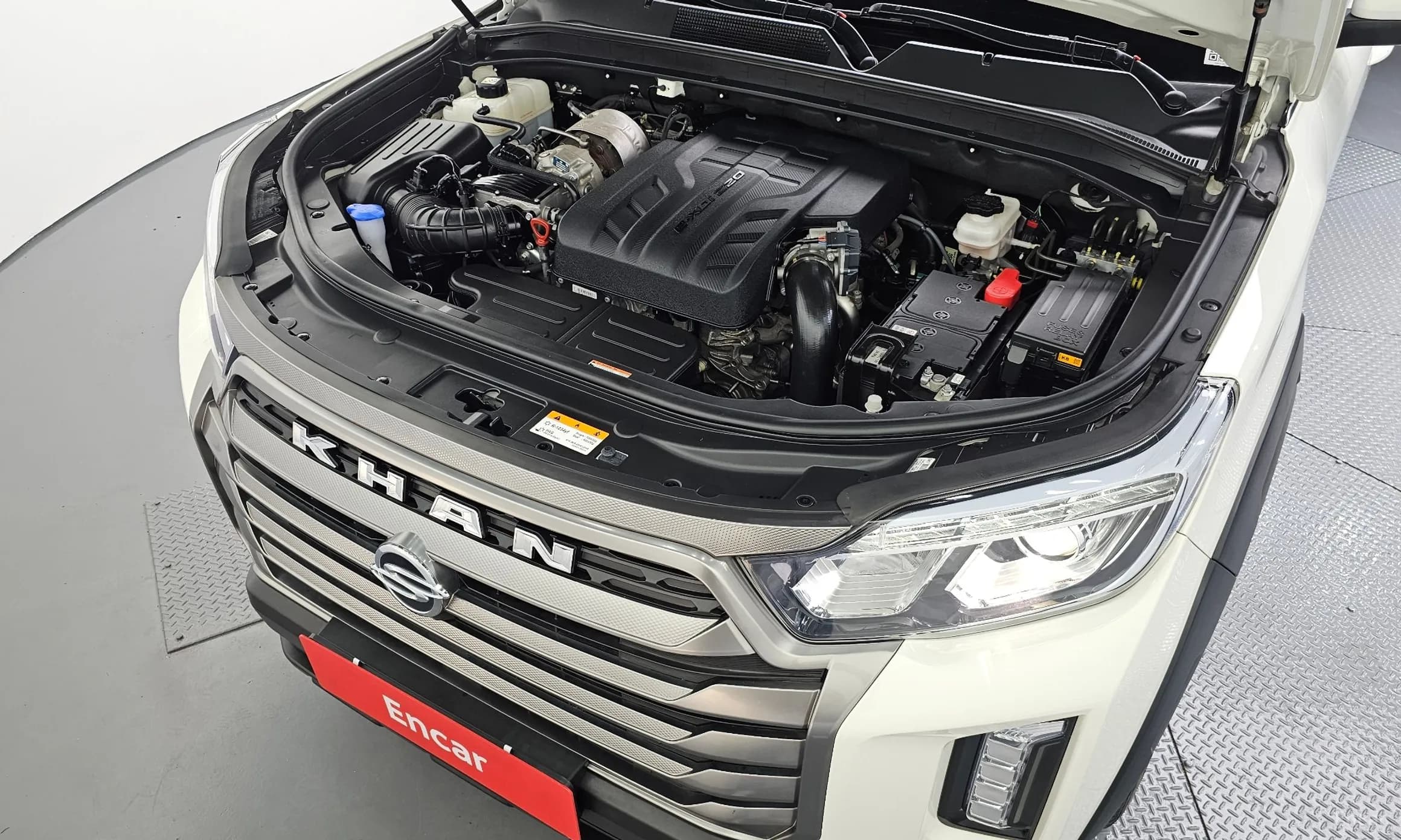 Rexton Sports Khan
