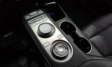 GV70