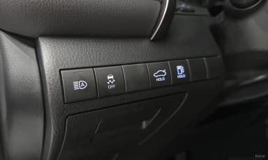 Camry (XV70)