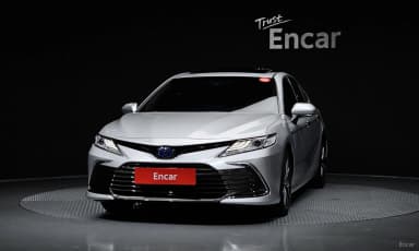 Camry (XV70)