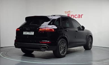 New Cayenne