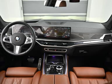 X7 (G07)