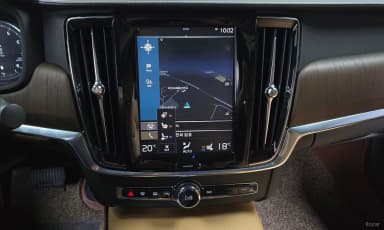 S90