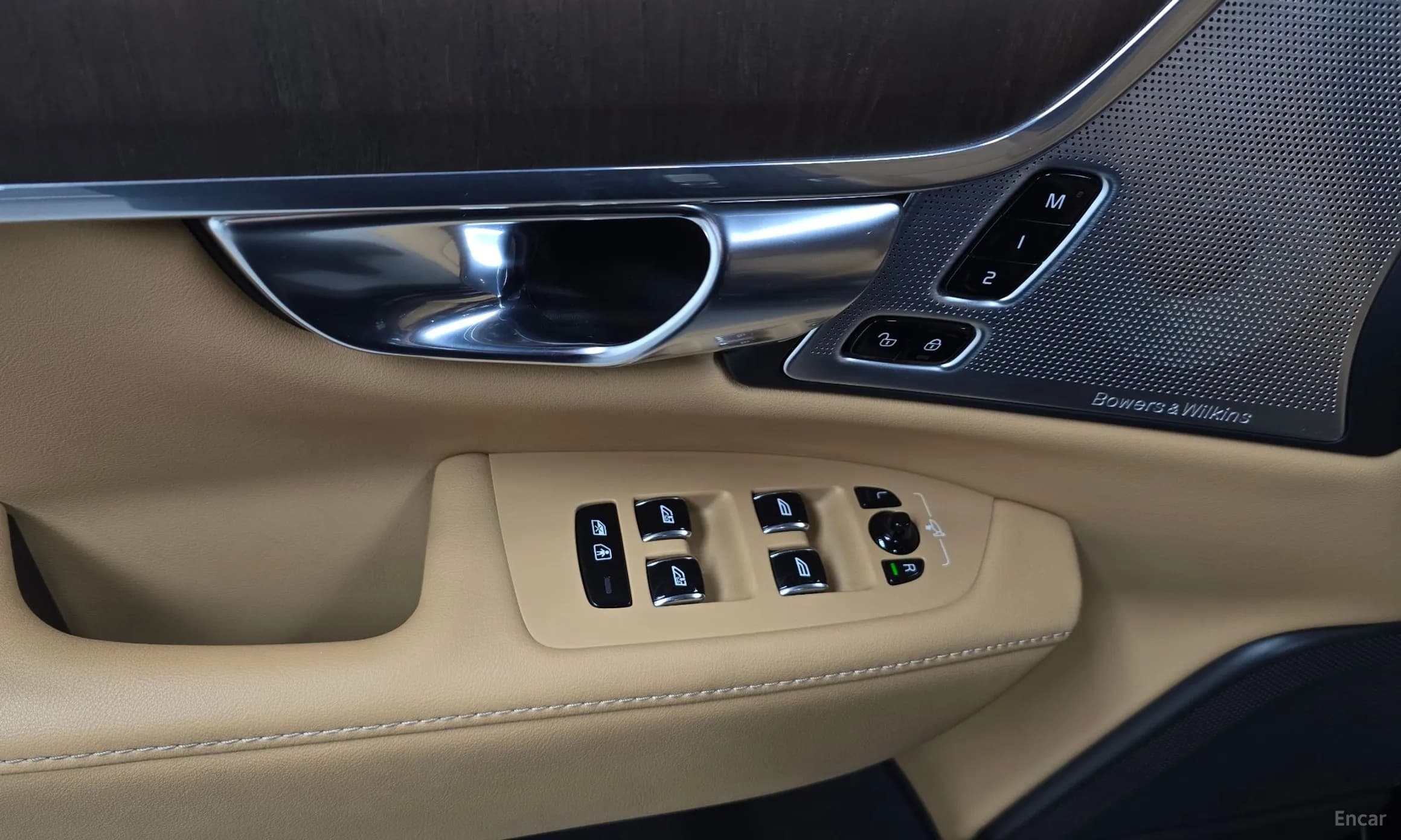 S90