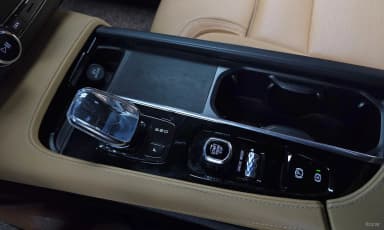 S90