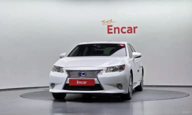 New ES300h